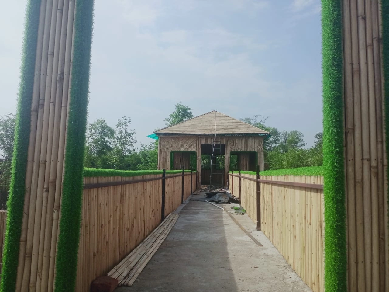 Modern Resort - Image 82 of 108